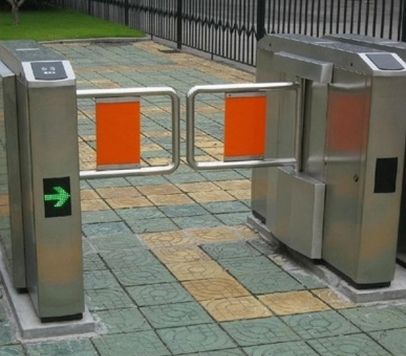 swing barrier work of ss entrance automation