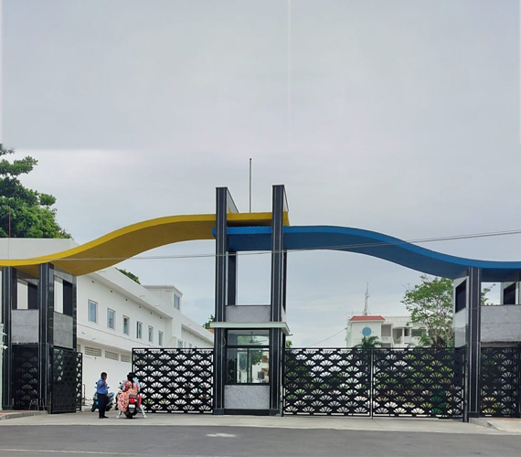 Automated stainless steel swing gate by SS Entrance Automation